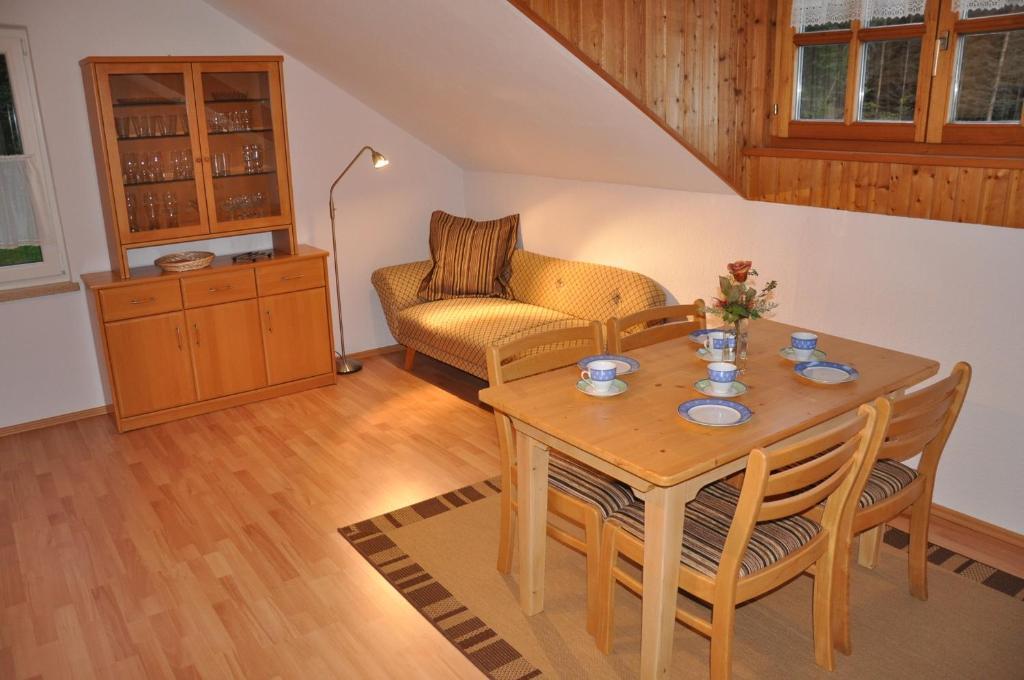 Ferienwohnung Regentalblick Miltach Habitación foto
